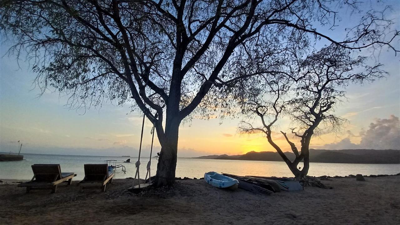 Thamarind Resort Gili Gede Buitenkant foto