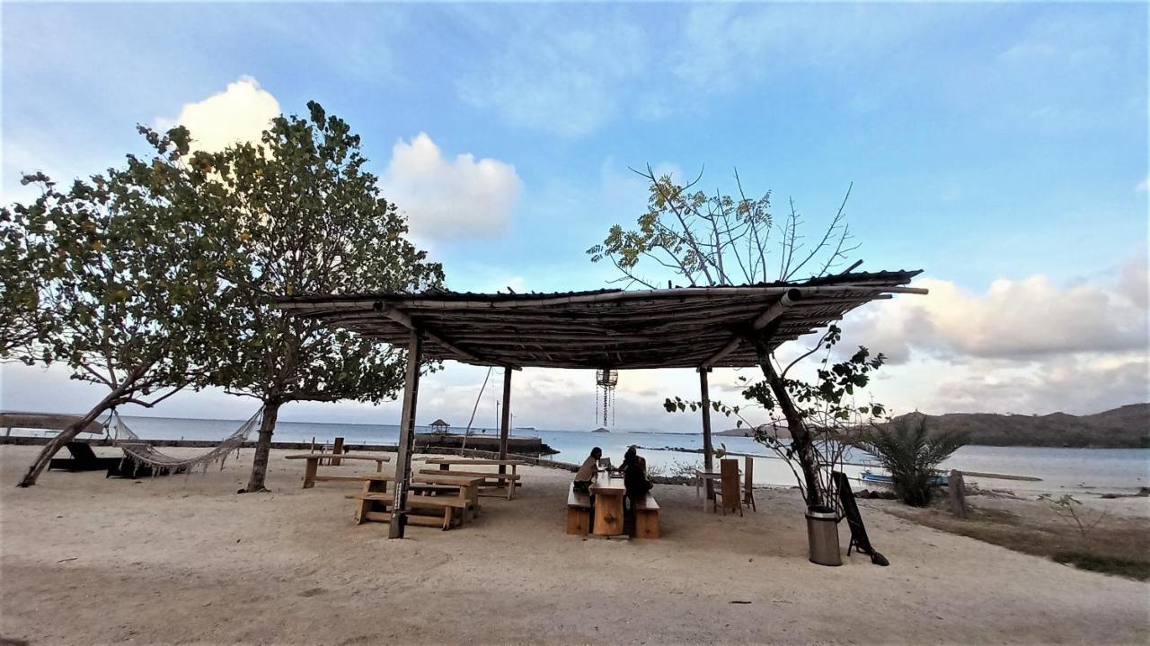 Thamarind Resort Gili Gede Buitenkant foto