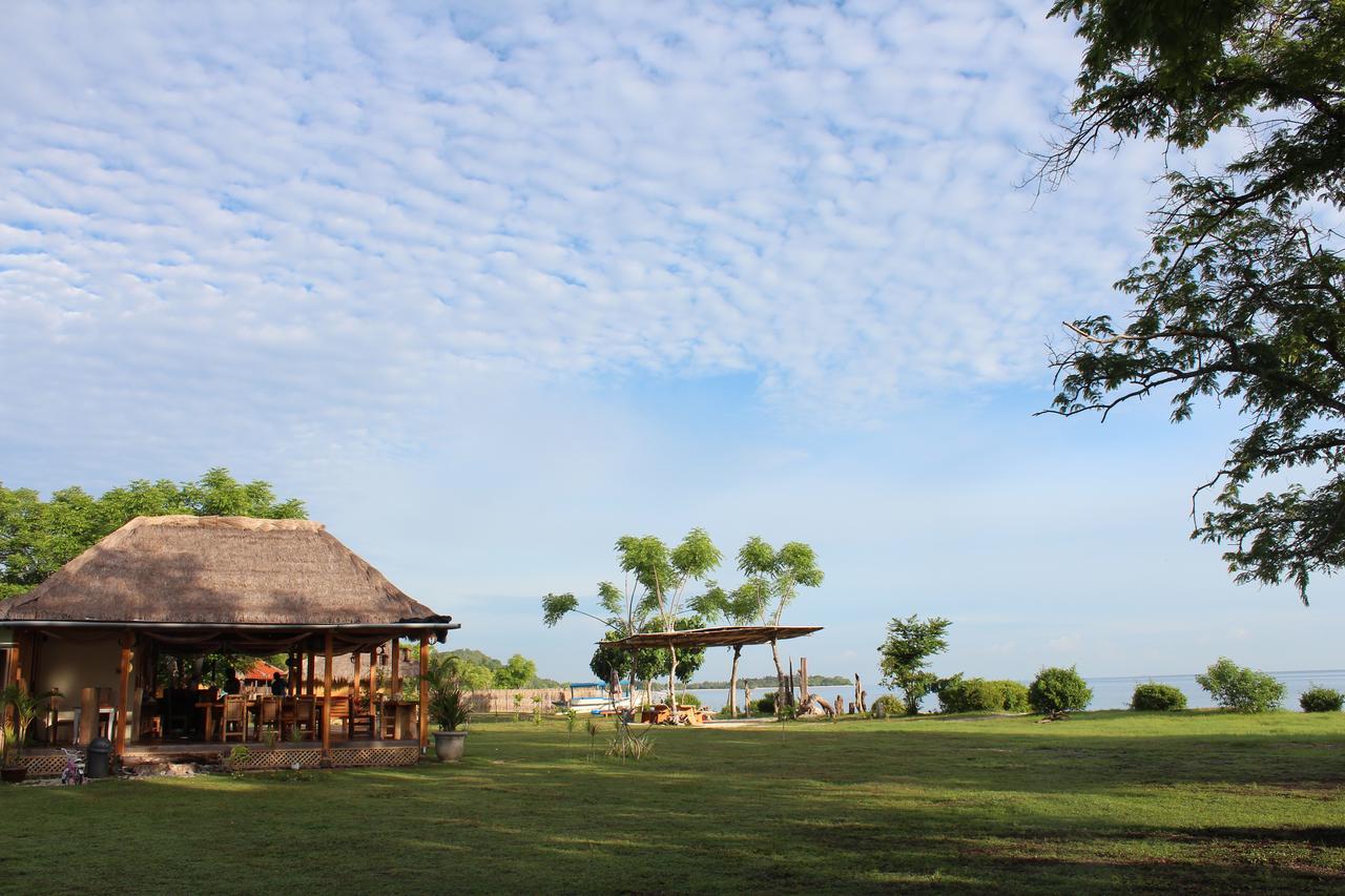 Thamarind Resort Gili Gede Buitenkant foto