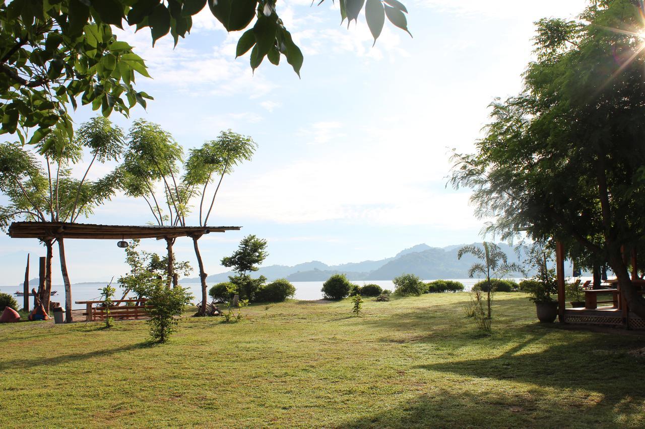 Thamarind Resort Gili Gede Buitenkant foto